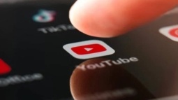 YouTube Android İçin Bulanık Bir Alt Çubuk Test Ediyor